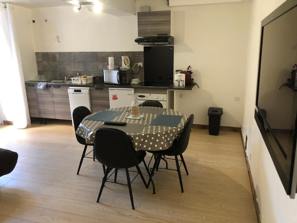 Appartement T2 Dans Le Centre Ville D'Angouleme Luaran gambar